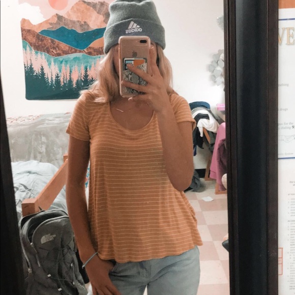 Top - Picture 2 of 2